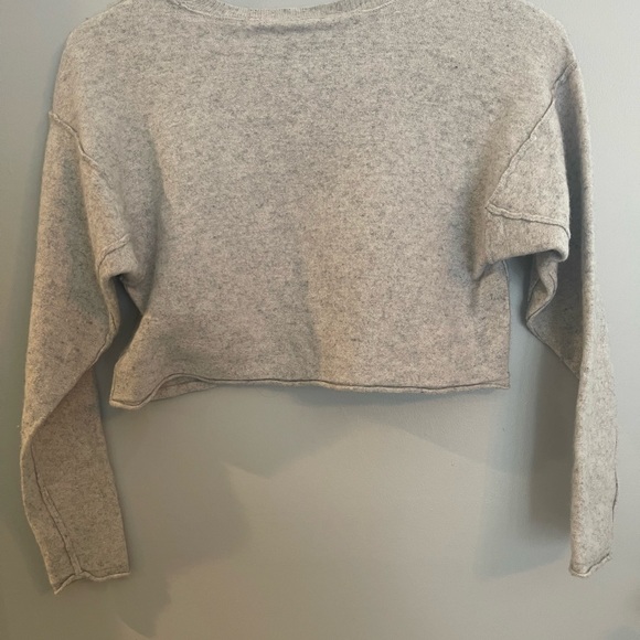 Free People Gray Cropped Cashmere Sweater XS - Picture 2 of 5